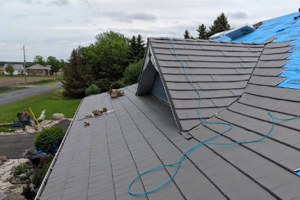 How To Care For Your Metal Roof - Guidebyday