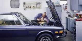 Essential Emergency Items to Store in Your Car and Garage