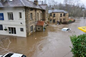 Picture of building in flood by chris gallagher - Unsplash